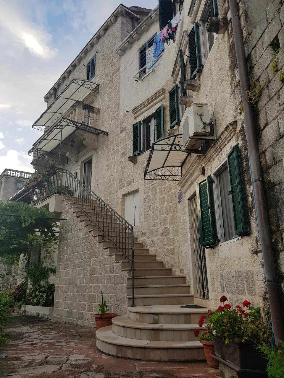 Gudelj Apartments Perast Zewnętrze zdjęcie